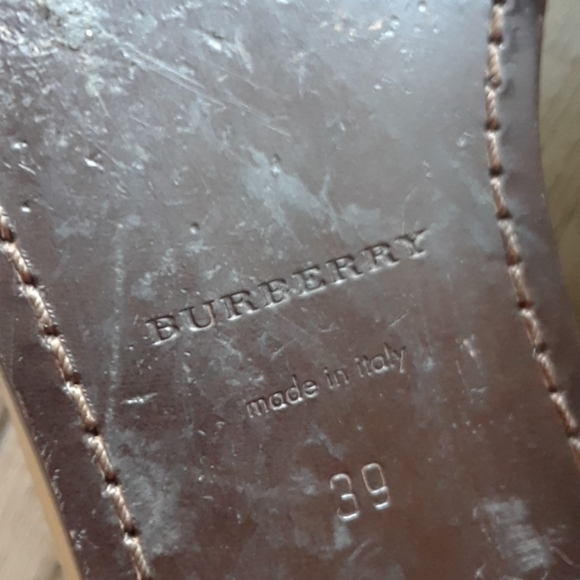 BURBERRY LOAFERS..SIZE 39 - Picture 6 of 12